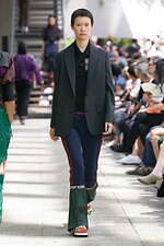 カラー 2024年春夏コレクション - 春の嵐｜写真95