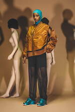 アンダーカバー 2024年リゾートウィメンズコレクション、袖を通す喜び｜写真3