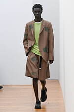 コム デ ギャルソン・シャツ 2024年春夏コレクション - ウォーホルと増殖するイメージ｜写真24