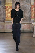 ベッドフォード 2024年春夏コレクション - 朝、香りたつ色気と官能｜写真32