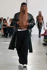 ダブレット 2024年春夏コレクション - それは本当？──表層に遊ぶ｜写真30