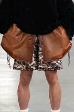 ダブレット 2024年春夏コレクション - それは本当？──表層に遊ぶ｜写真35