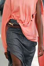 ダブレット 2024年春夏コレクション - それは本当？──表層に遊ぶ｜写真37