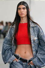 ダブレット 2024年春夏コレクション - それは本当？──表層に遊ぶ｜写真69