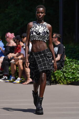 サカイ(sacai) 2024年春夏ウィメンズ&メンズコレクション  - 写真70