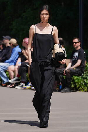 サカイ(sacai) 2024年春夏ウィメンズ&メンズコレクション  - 写真79