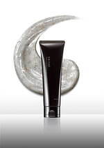 スイサイ ビューティクリア23年秋スキンケア、“黒×柚子”2種スクラブ入り洗顔で透明ツヤ肌へ｜写真1