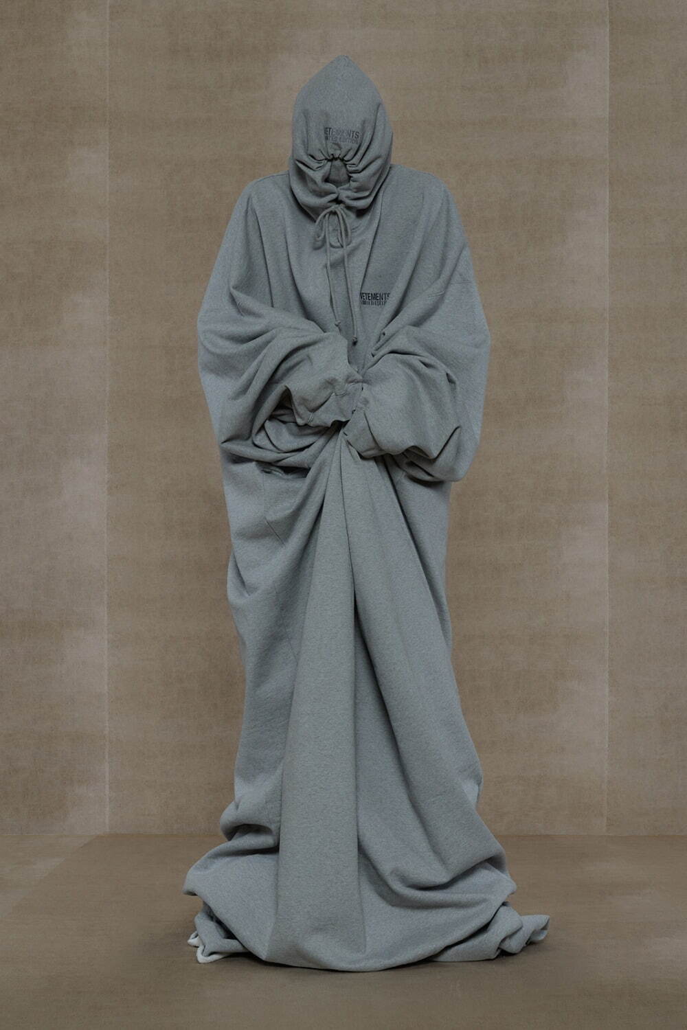 ヴェトモン(VETEMENTS) 2024年春夏ウィメンズ&メンズコレクション シルエット - 写真10