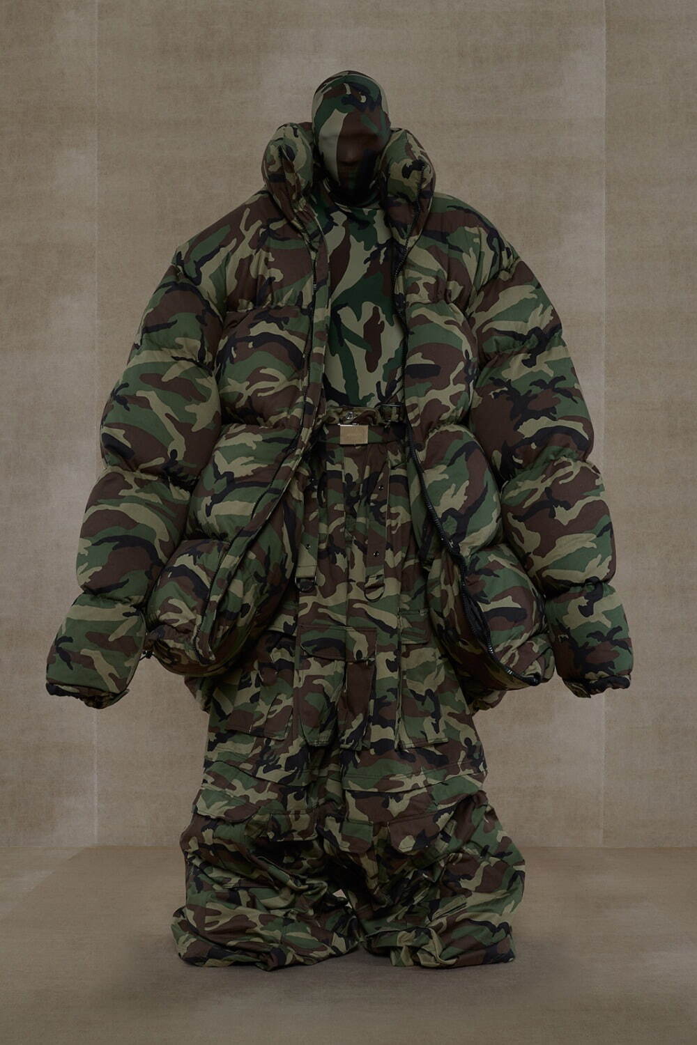 ヴェトモン(VETEMENTS) 2024年春夏ウィメンズ&メンズコレクション シルエット - 写真11