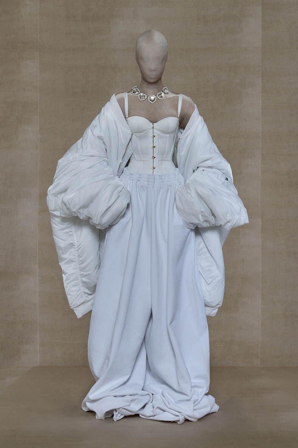 ヴェトモン(VETEMENTS) 2024年春夏ウィメンズ&メンズコレクション シルエット - 写真23