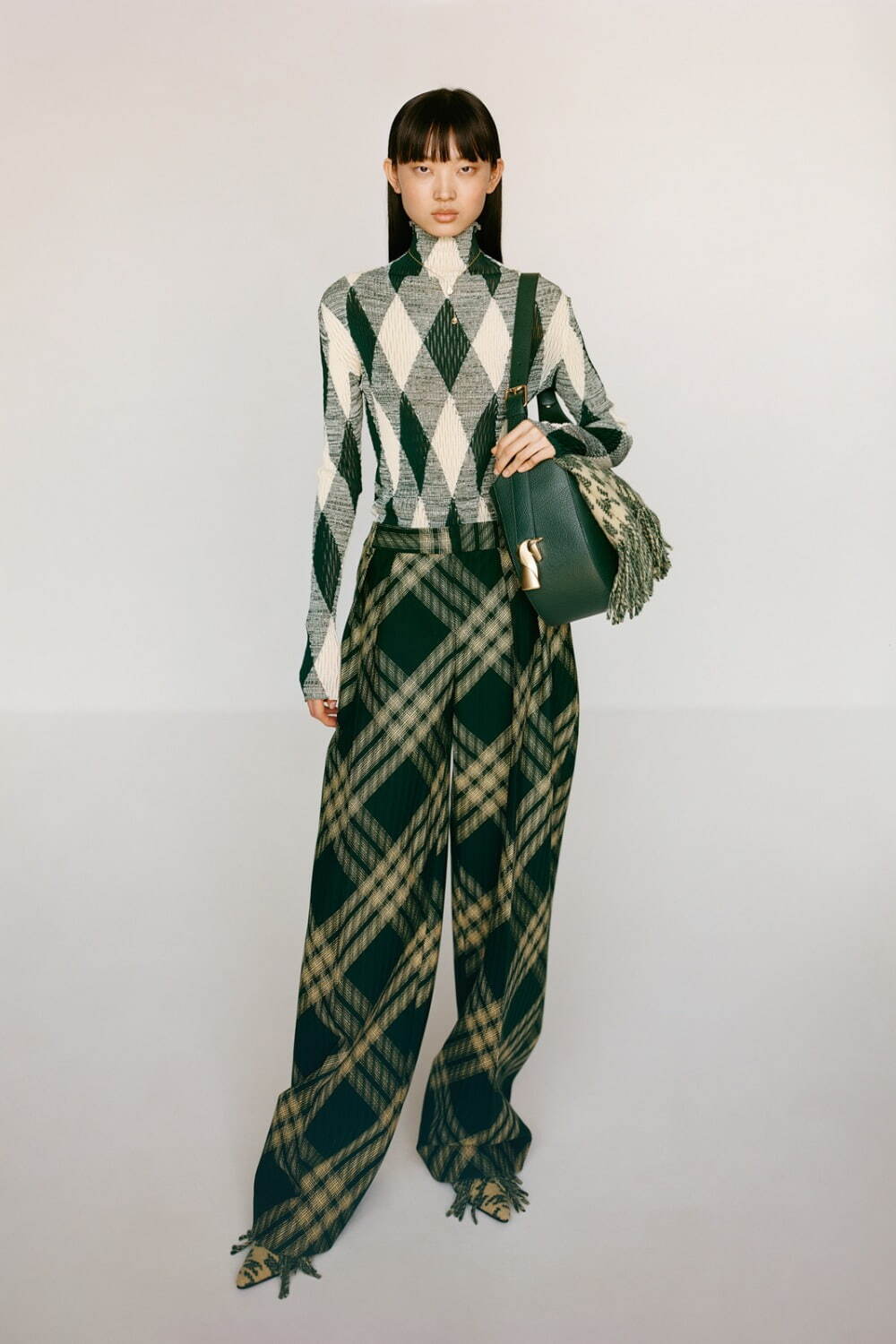 バーバリー(BURBERRY) 2024年春ウィメンズ&メンズコレクション  - 写真14