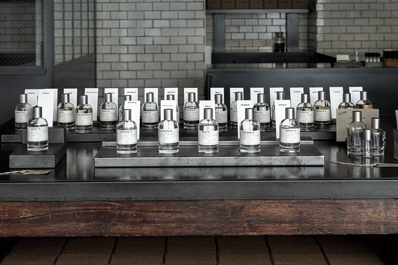 ラボ併設「ル ラボ」店舗が原宿に、フレグランス限定セット＆“その場で調合する”香水サービスも