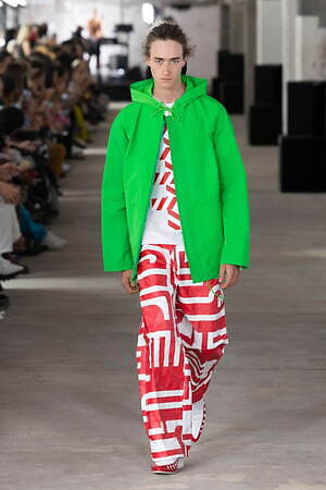 ウォルター ヴァン ベイレンドンク(Walter Van Beirendonck) 2024年春夏メンズコレクション  - 写真15