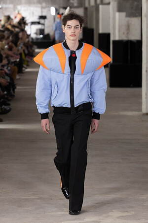 ウォルター ヴァン ベイレンドンク(Walter Van Beirendonck) 2024年春夏メンズコレクション  - 写真19