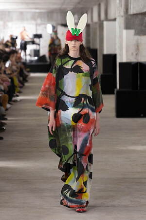 ウォルター ヴァン ベイレンドンク(Walter Van Beirendonck) 2024年春夏メンズコレクション  - 写真30