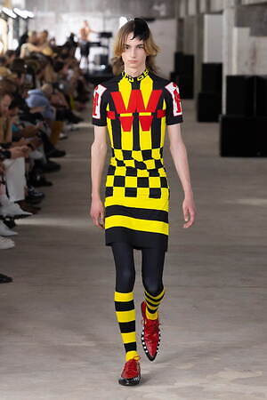 ウォルター ヴァン ベイレンドンク(Walter Van Beirendonck) 2024年春夏メンズコレクション  - 写真43