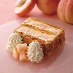 キハチ 青山本店“白桃”主役の夏限定ナポレオンパイ、ジューシーな果肉×なめらかクリーム｜写真3