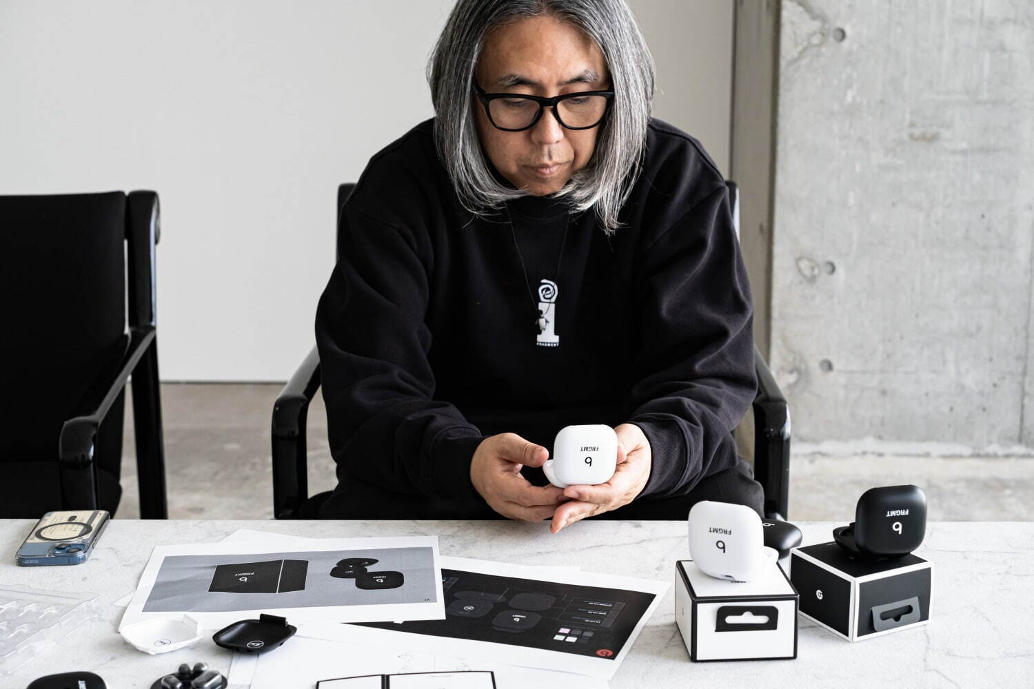 Beats×フラグメント デザイン“稲妻モチーフ”入りイヤフォン