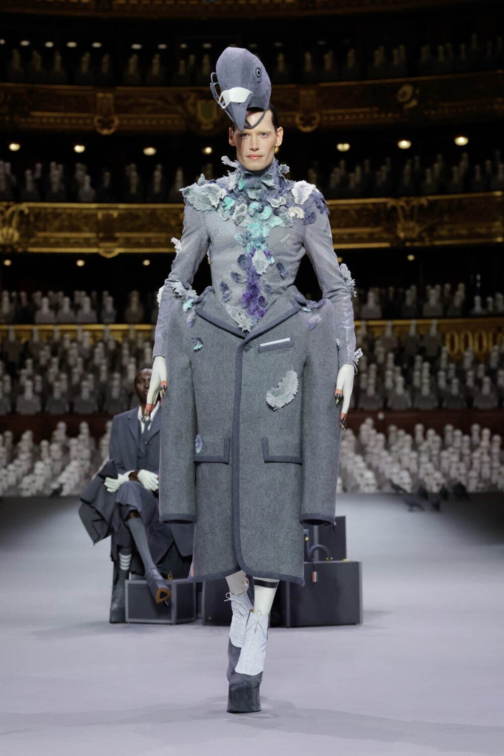 トム ブラウン オートクチュール(THOM BROWNE Haute Couture) 2024年春夏ウィメンズ&メンズコレクション  - 写真2