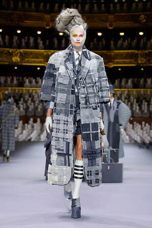 トム ブラウン オートクチュール(THOM BROWNE Haute Couture) 2024年春夏ウィメンズ&メンズコレクション  - 写真22