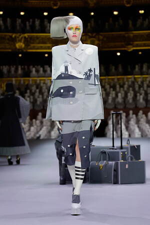 トム ブラウン オートクチュール(THOM BROWNE Haute Couture) 2024年春夏ウィメンズ&メンズコレクション  - 写真33