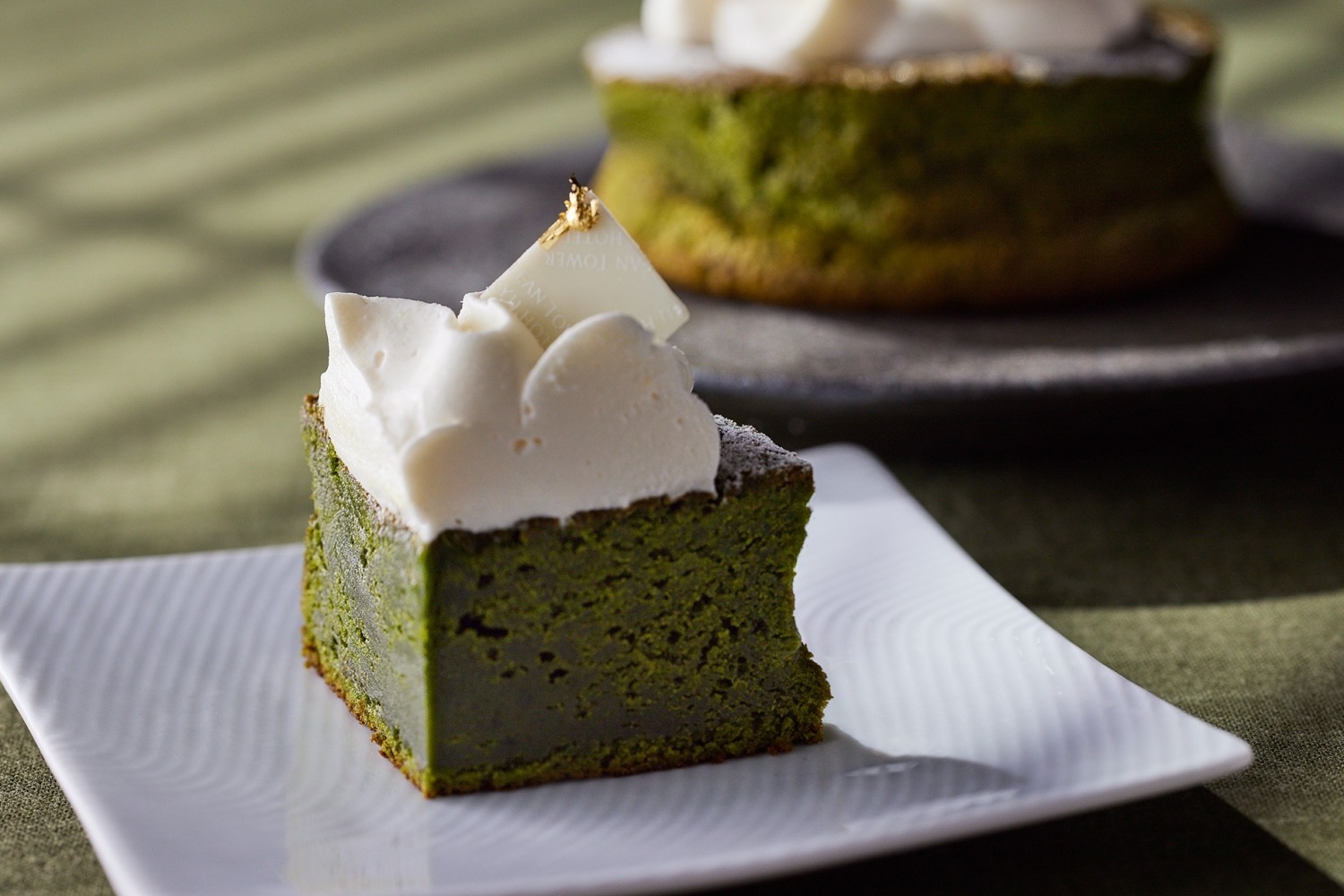 「祇園辻利の抹茶×ガトーショコラ」絶妙な口どけのメレンゲ生地、渋谷＆京都の東急ホテル限定で