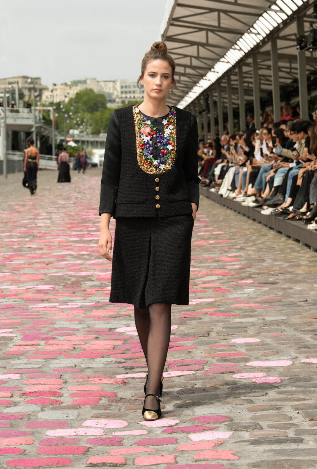 シャネル オートクチュール(CHANEL Haute Couture) 2023-24年秋冬ウィメンズコレクション  - 写真37