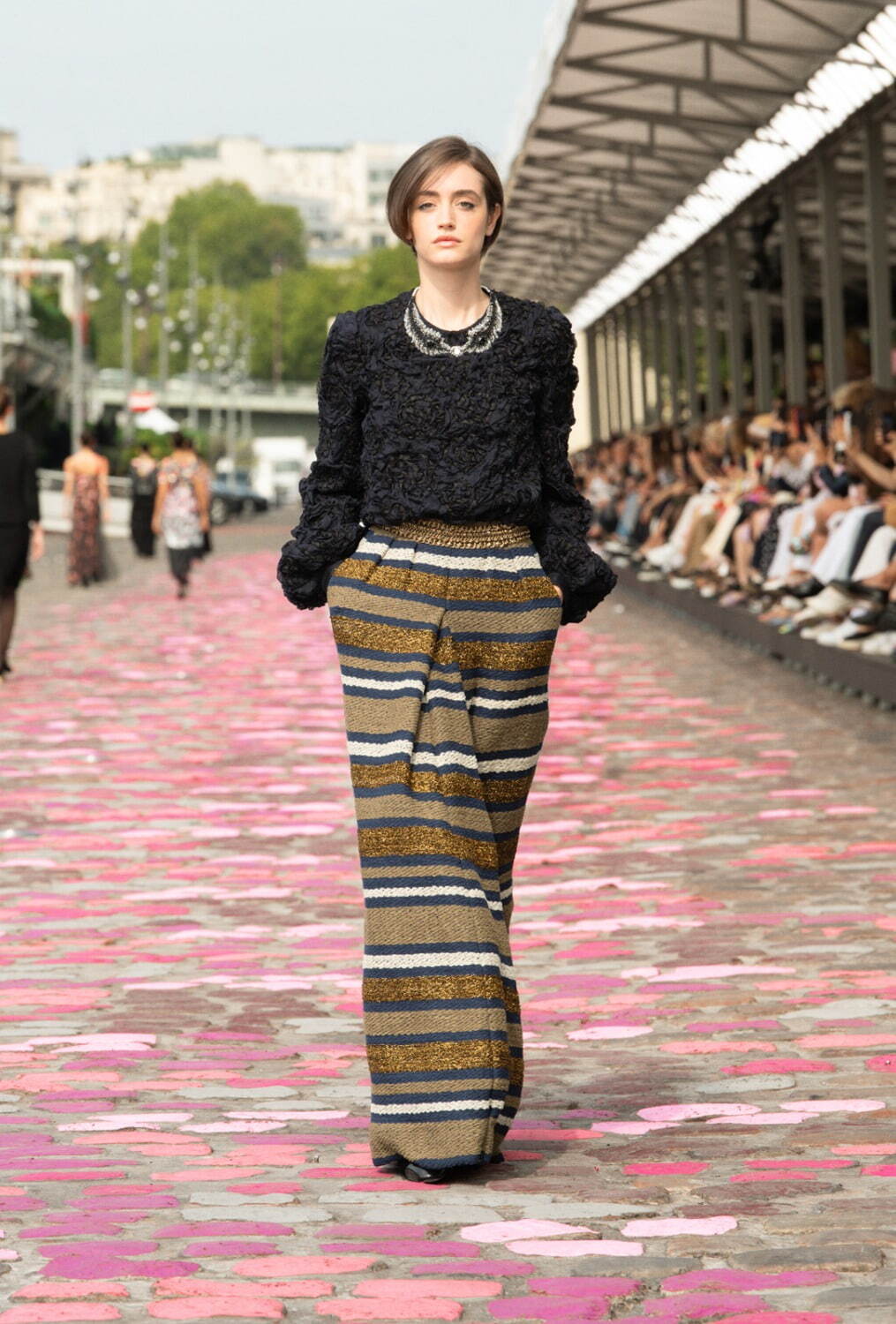 シャネル オートクチュール(CHANEL Haute Couture) 2023-24年秋冬ウィメンズコレクション  - 写真40