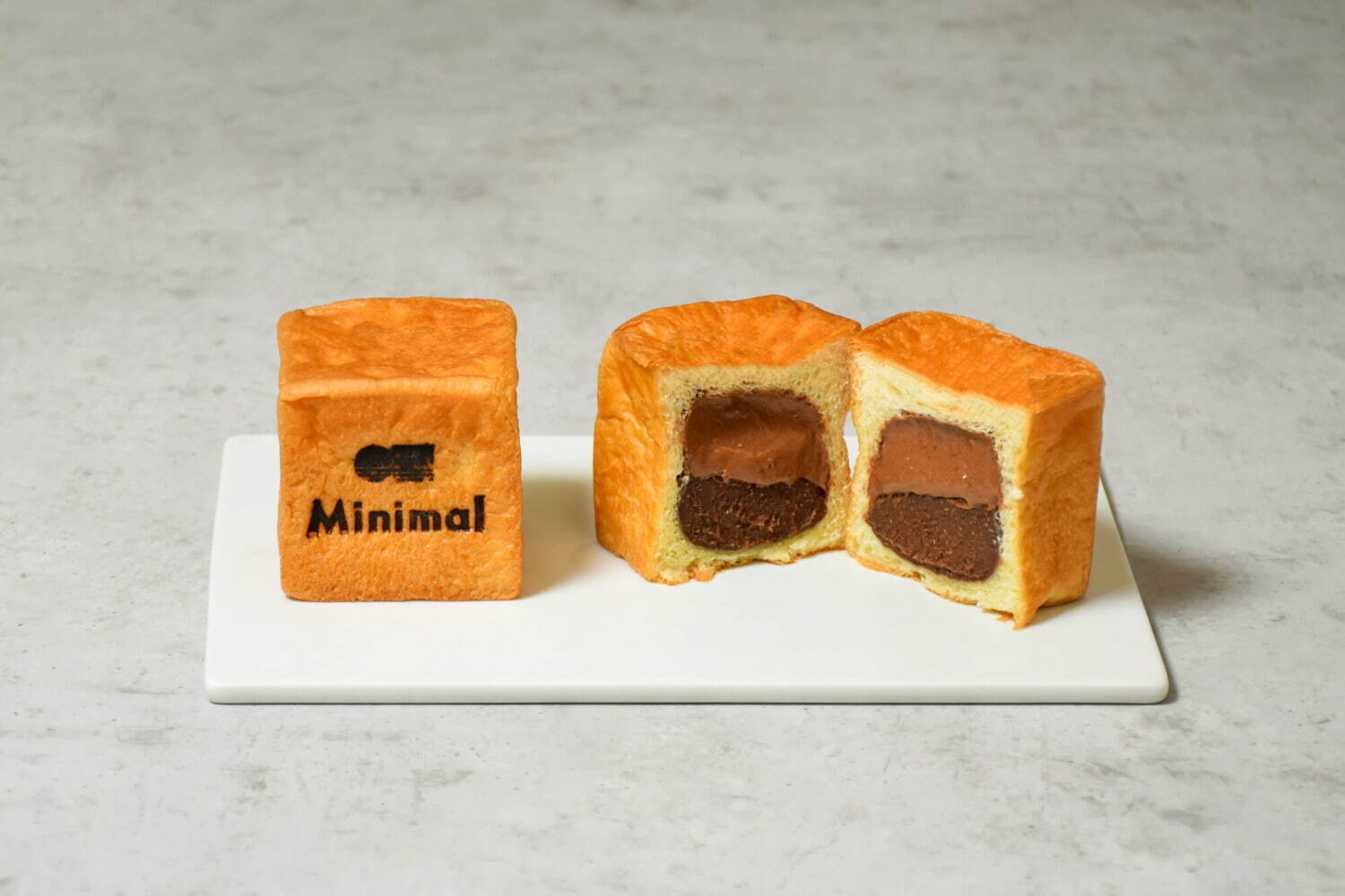 チョコレートクリームパン 440円