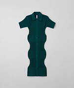 CFCL“透け感のあるパフスリーブ×ダークグリーンボディ”のドレス、伊勢丹新宿店限定で｜写真3