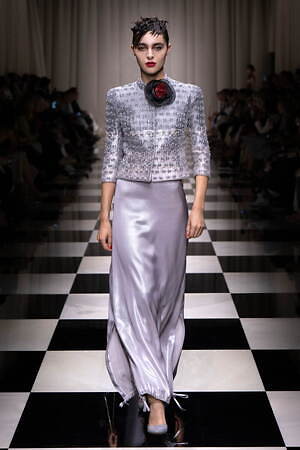 ジョルジオ アルマーニ プリヴェ(GIORGIO ARMANI PRIVÉ) 2023-24年秋冬ウィメンズコレクション  - 写真11