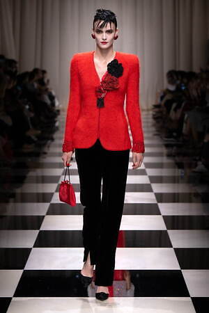 ジョルジオ アルマーニ プリヴェ(GIORGIO ARMANI PRIVÉ) 2023-24年秋冬ウィメンズコレクション  - 写真26