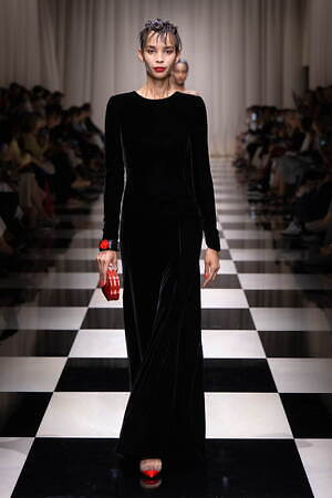 ジョルジオ アルマーニ プリヴェ(GIORGIO ARMANI PRIVÉ) 2023-24年秋冬ウィメンズコレクション  - 写真36