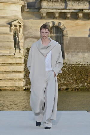 ヴァレンティノ オートクチュール(VALENTINO Haute Couture ) 2023-24年秋冬ウィメンズ&メンズコレクション  - 写真35