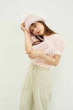 スナイデル23年秋ウェア、“チュールキャミ×ニットドレス”の甘辛コーデやファーベストなど｜写真8