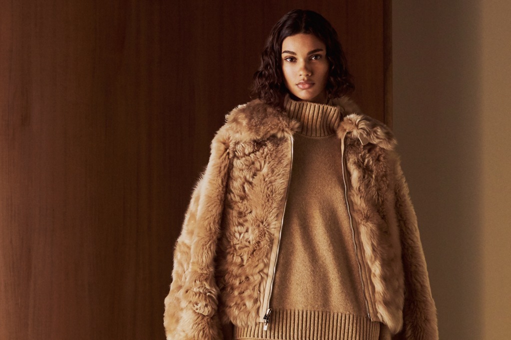 ロロ・ピアーナ 2021-22年秋冬 ウィメンズ コレクション