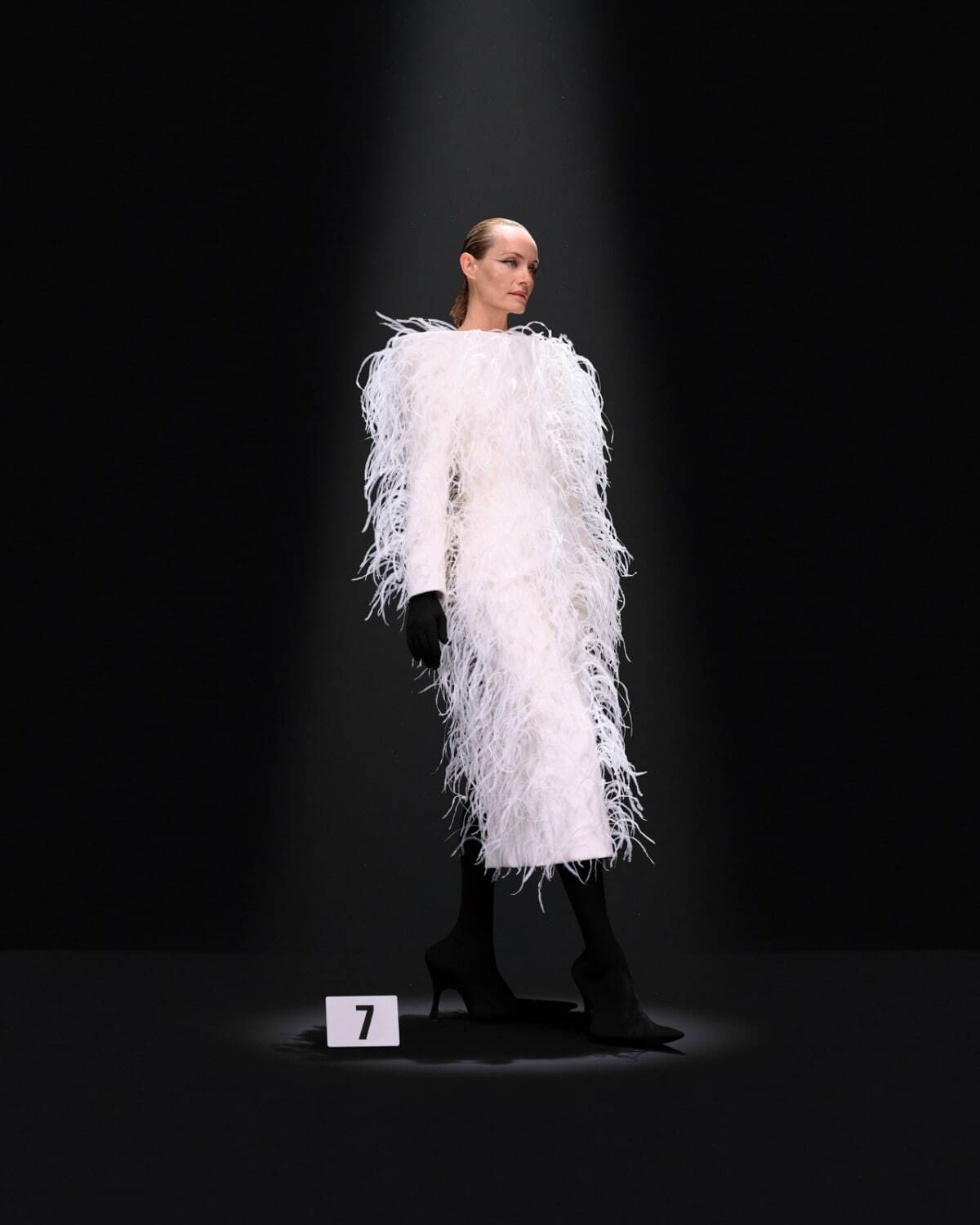 バレンシアガ クチュール 2023-24年秋冬<span>コレクション</span> - 写真7