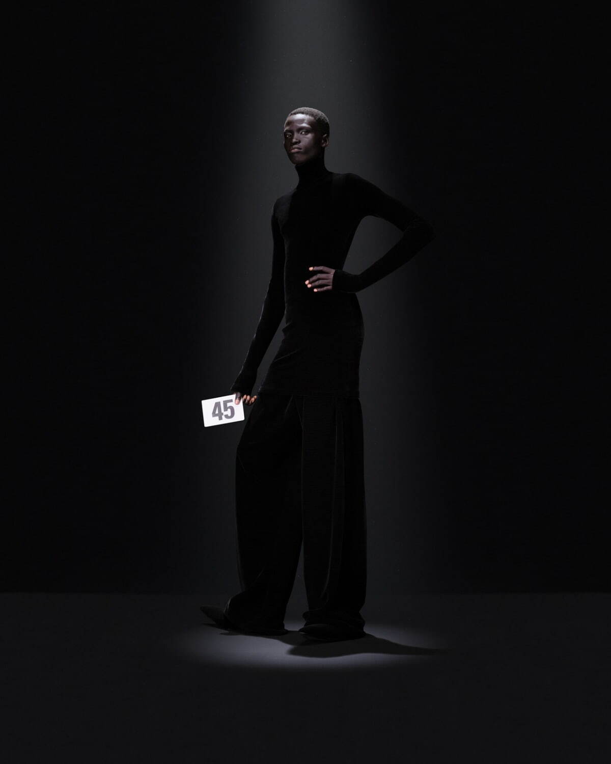 バレンシアガ クチュール(BALENCIAGA Couture ) 2023-24年秋冬ウィメンズ&メンズコレクション  - 写真45