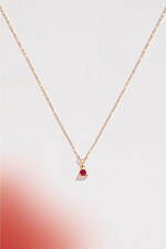 ヴイエー ヴァンドーム青山の新作ジュエリー“夕焼け”ルビー×ダイヤモンド煌めくネックレスなど｜写真3