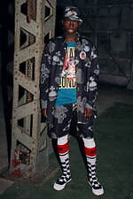 ヴィヴィアン・ウエストウッド マン 23-24年秋冬コレクション - クラシック×ストリートで遊びを｜写真15