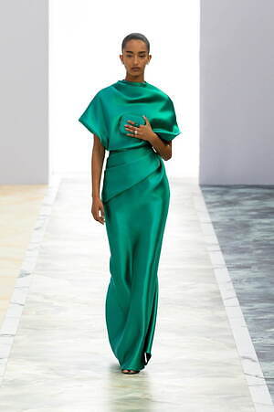 フェンディ オートクチュール(FENDI Haute Couture) 2023-24年秋冬ウィメンズコレクション  - 写真2