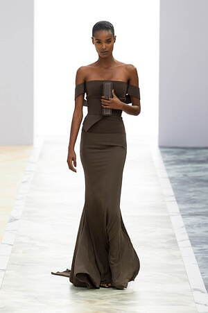 フェンディ オートクチュール(FENDI Haute Couture) 2023-24年秋冬ウィメンズコレクション  - 写真11