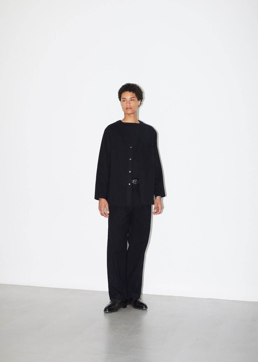 ラキネス 2023-24年秋冬｜male ノーカラージャケット