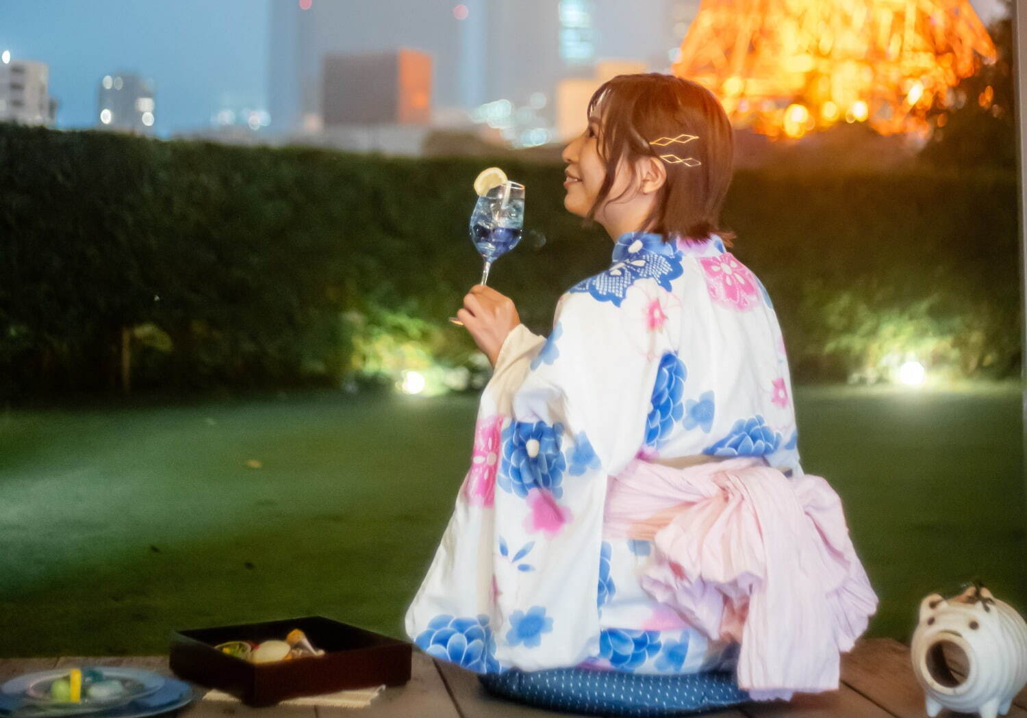 ザ・プリンス パークタワー東京の夏限定「スズムシ カフェ」空色クリームソーダや足水で夕涼み体験｜写真1