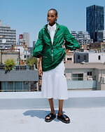 トーガ プルラ 2024年春夏コレクション、重ねて楽しむ自由なレイヤード｜写真19