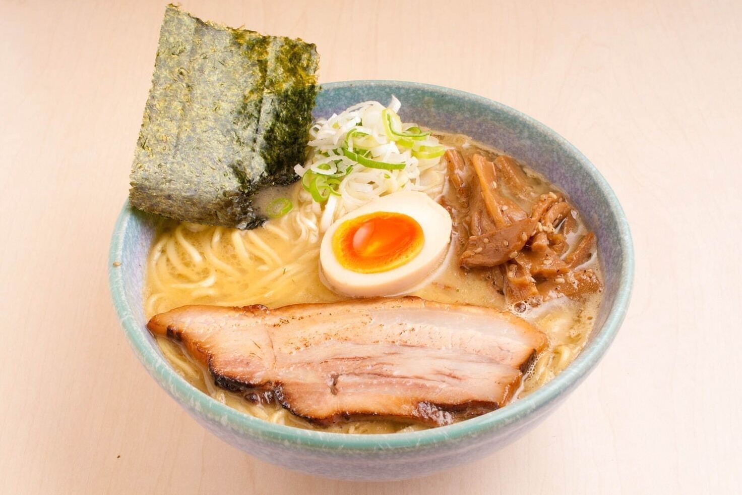 「日本ご当地ラーメン総選挙」札幌・尾道・博多など全国ご当地ラーメンが新宿・大久保公園に集結