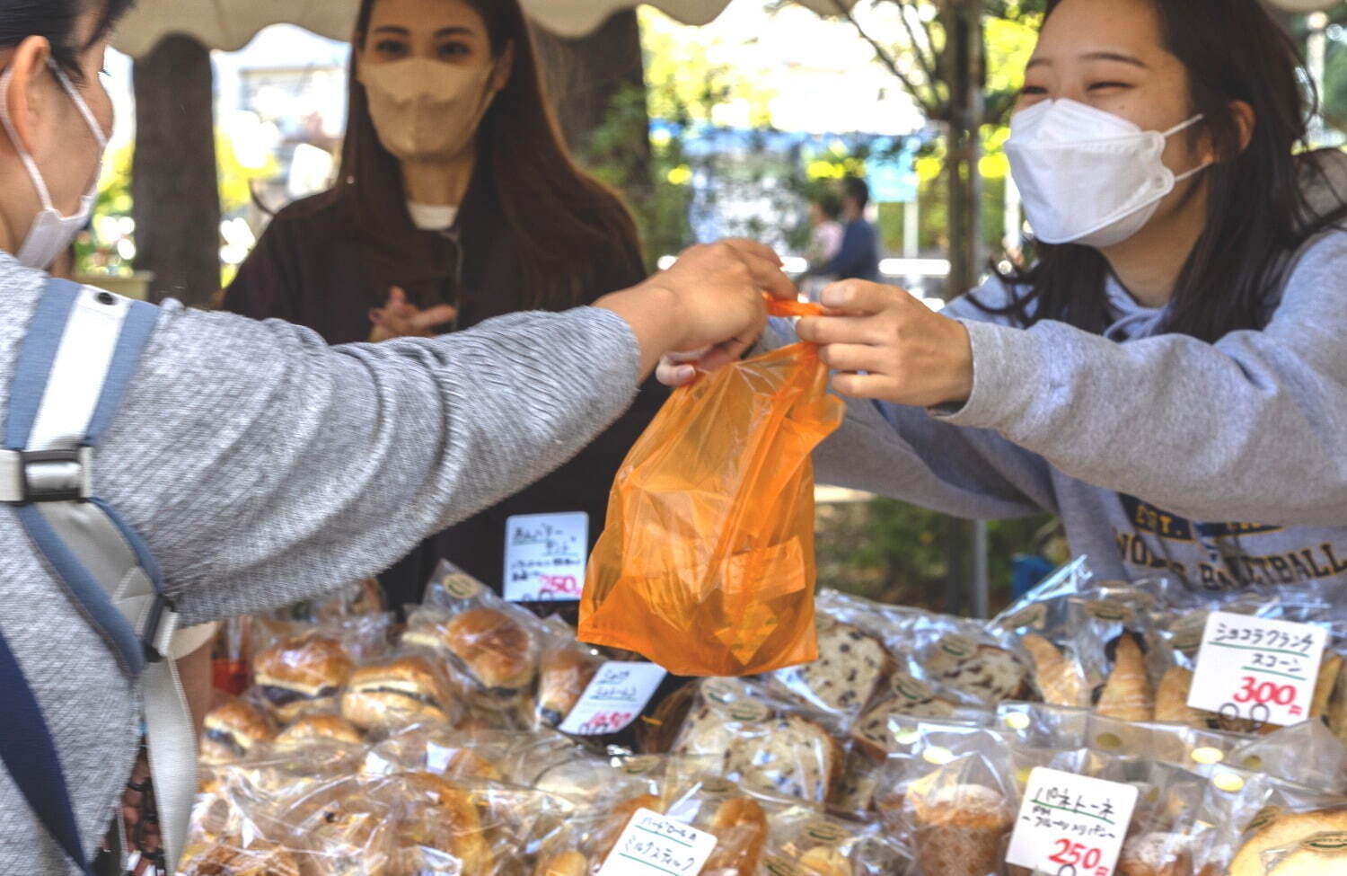 パンの祭典「世田谷パン祭り2023」人気ベーカリーなど266店が三宿エリアに集結、パン呑みエリアも｜写真3