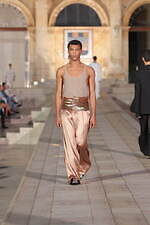 ドルチェ＆ガッバーナ 23年秋冬 アルタ サルトリア コレクション、“白い街”と南イタリアの伝統｜写真20