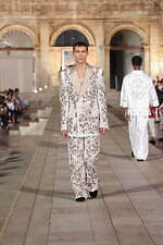 ドルチェ＆ガッバーナ 23年秋冬 アルタ サルトリア コレクション、“白い街”と南イタリアの伝統｜写真44