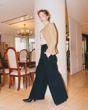 リヴィントーン(LIVINGTONE) 2023-24年秋冬ウィメンズコレクション  - 写真2